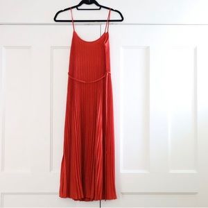 Vince coral midi length pleated spaghetti strap dress waist tie size Medium nwot
